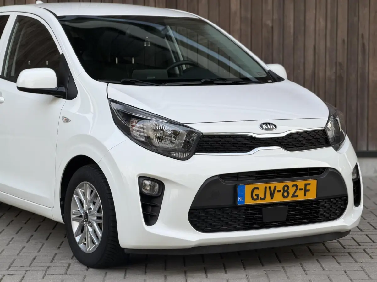 1.2 CVVT DynamicPlusLine | CAMERA | STOEL/STUURVERWARMING | CARPLAY