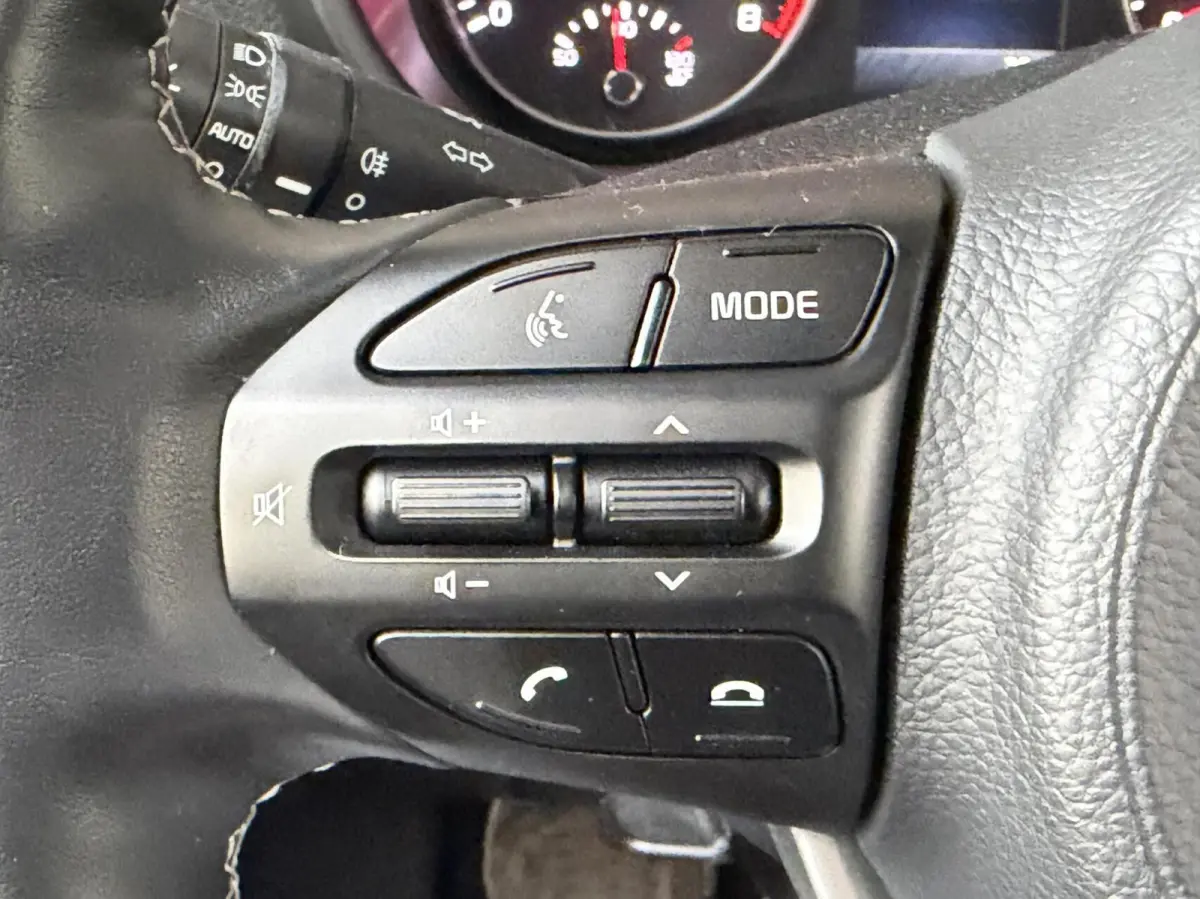 1.2 CVVT DynamicPlusLine | CAMERA | STOEL/STUURVERWARMING | CARPLAY