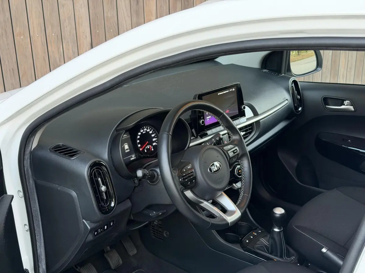 1.2 CVVT DynamicPlusLine | CAMERA | STOEL/STUURVERWARMING | CARPLAY