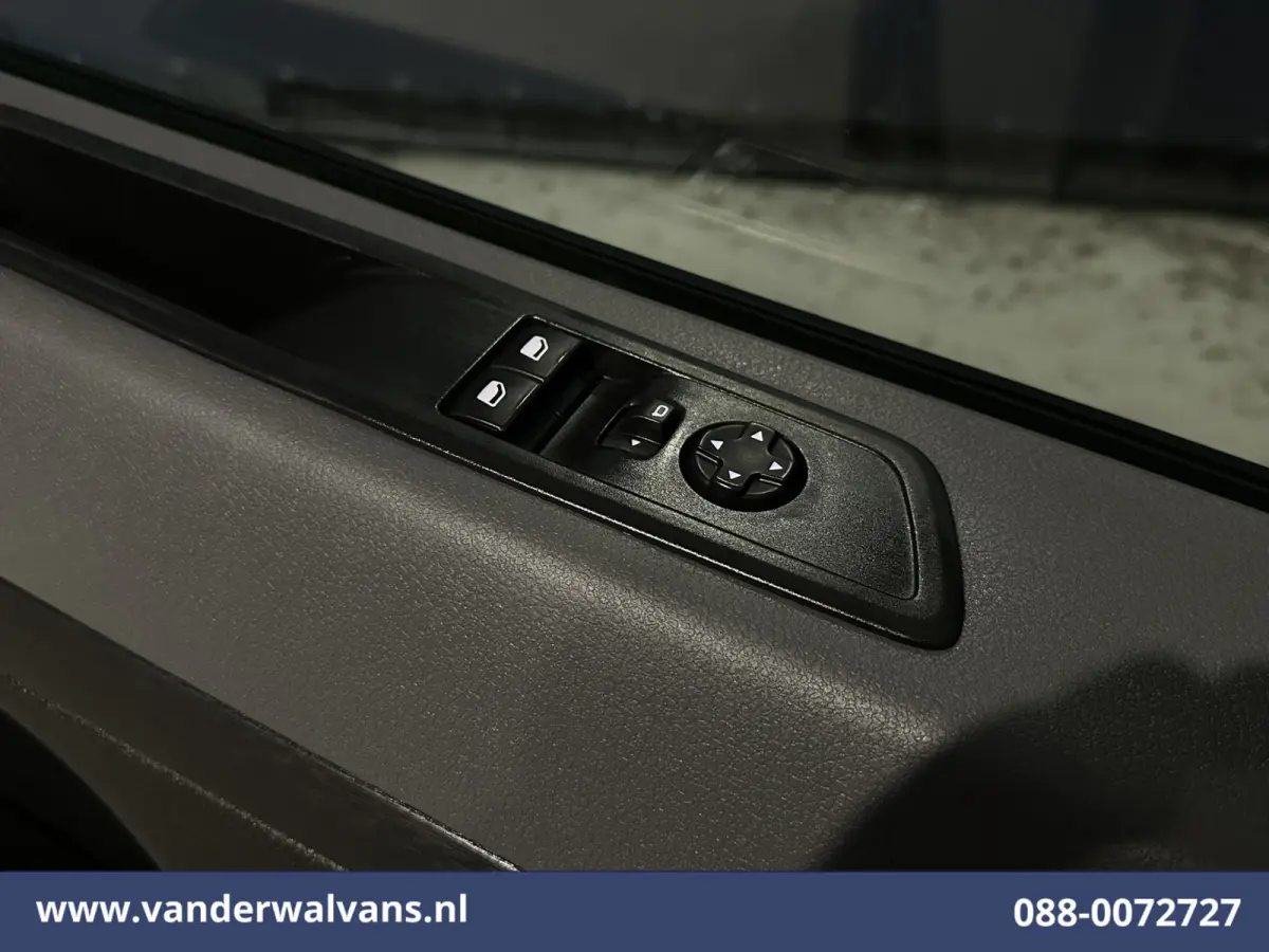1.5 CDTI 102pk L3H1 Euro6 Airco | Camera | Navigatie | Apple Carplay | Cruisecontrol Android Auto, Parkeersensoren, Sidebars