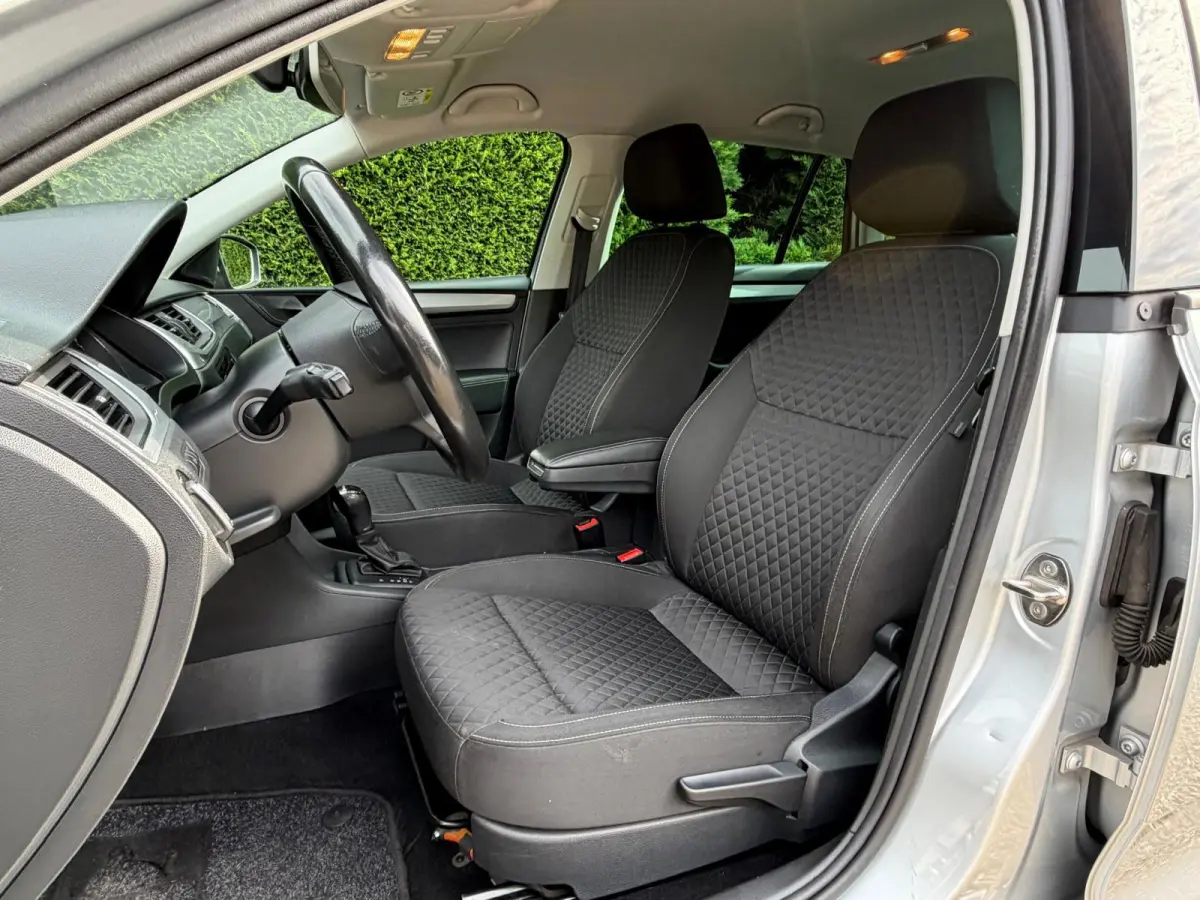 1.0 TSI Drive Automaat Allseason Navi 1eEigenaar !!NIEUWBINNEN!!