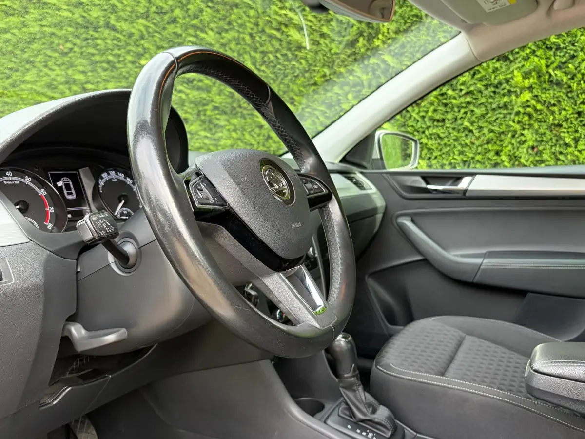 1.0 TSI Drive Automaat Allseason Navi 1eEigenaar !!NIEUWBINNEN!!