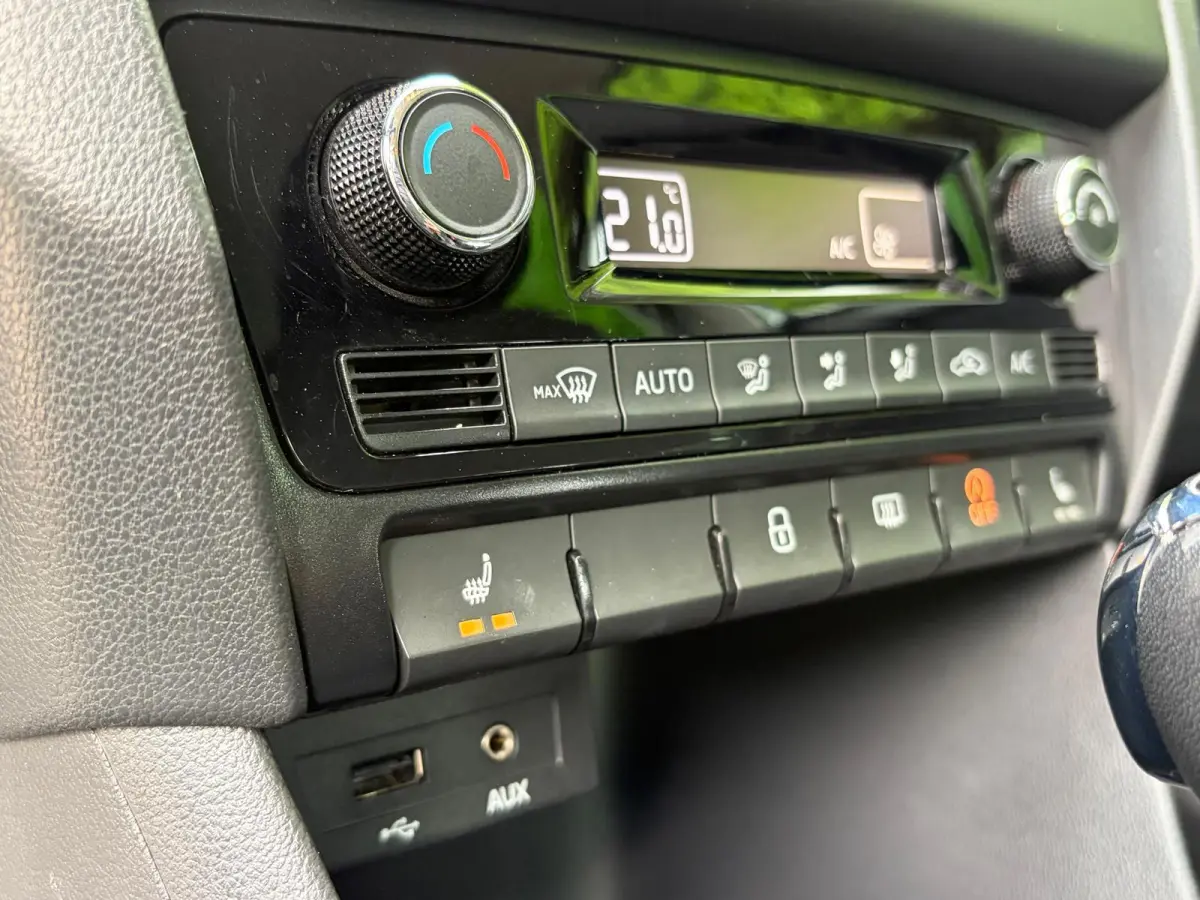 1.0 TSI Drive Automaat Allseason Navi 1eEigenaar