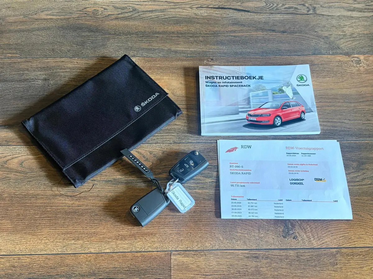 1.0 TSI Drive Automaat Allseason Navi 1eEigenaar