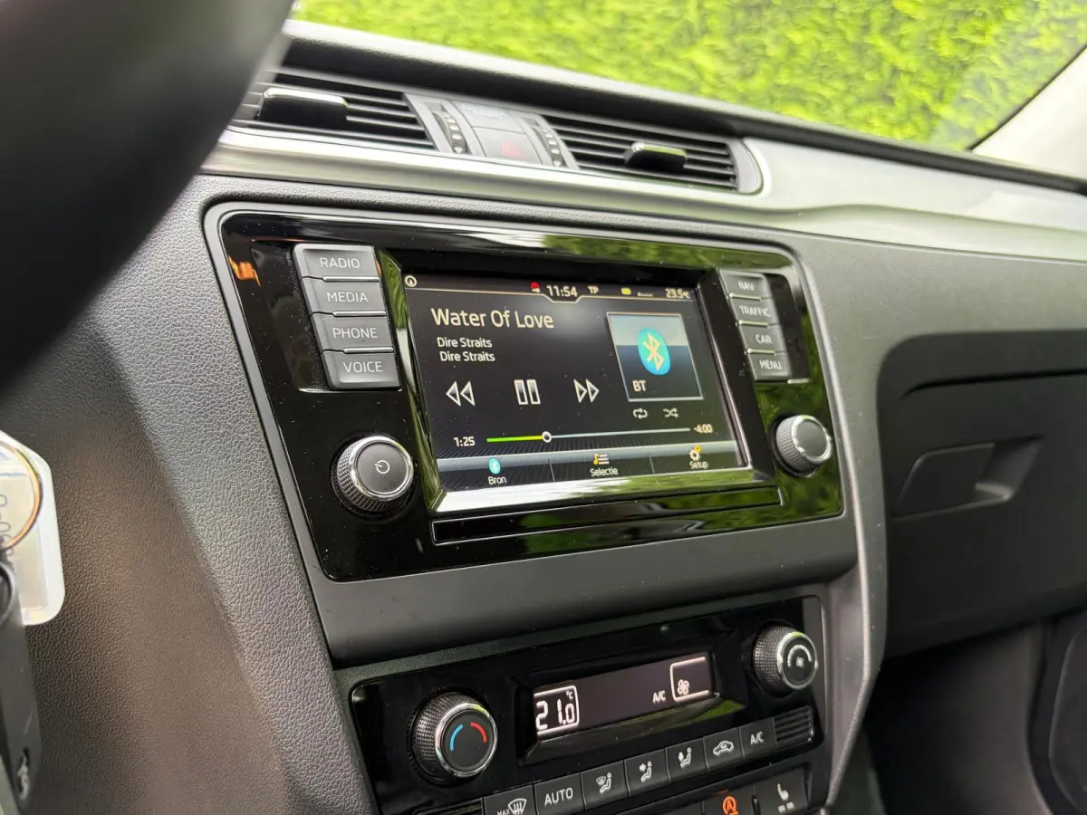 1.0 TSI Drive Automaat Allseason Navi 1eEigenaar