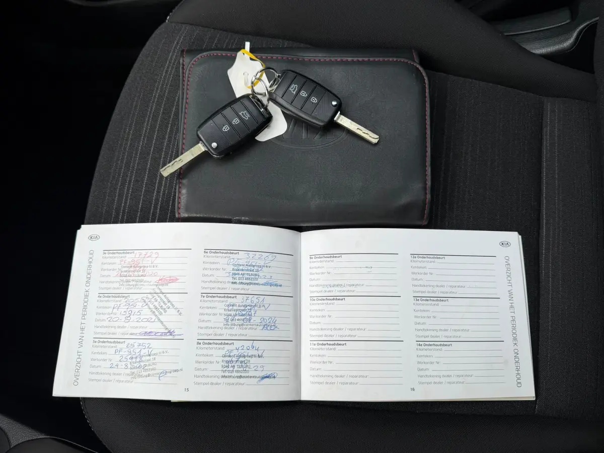 1.0 CVVT PlusLine | 50.689 KM | AIRCO | ZWARTE LMV |SPORTIEF ROOD |