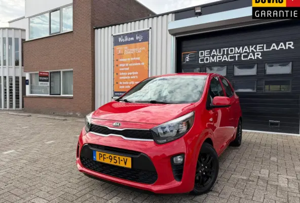 1.0 CVVT PlusLine | 50.689 KM | AIRCO | ZWARTE LMV |SPORTIEF ROOD |