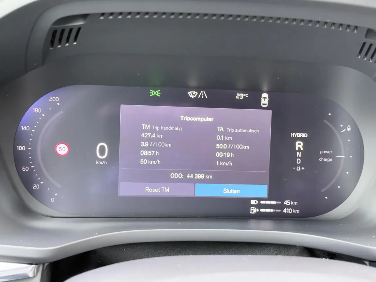 2.0 T6 Plug-in hybrid AWD R-Design 349 pk Long range | Trekhaak | Harman Kardon | 360 camera | 20 inch