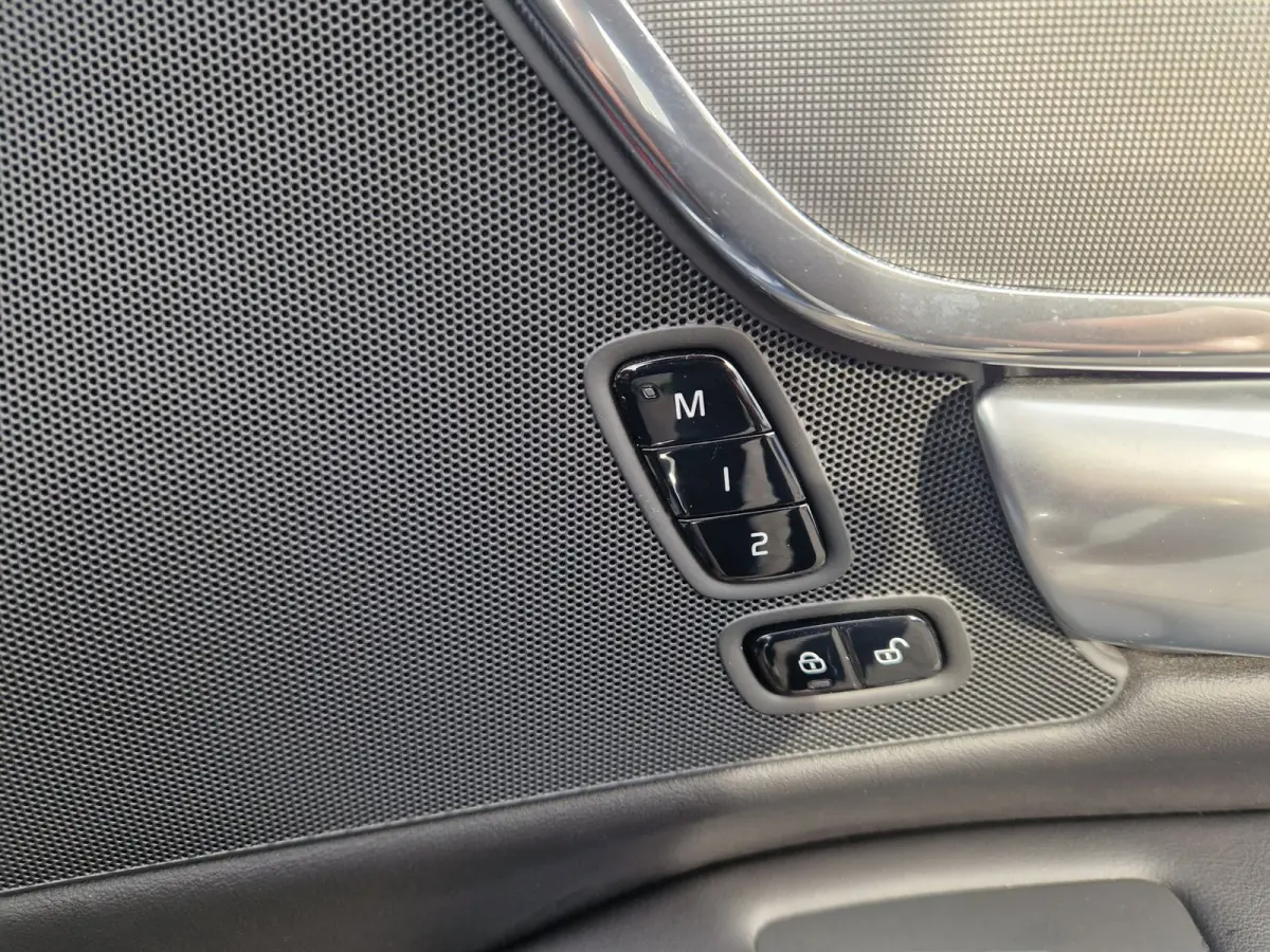 2.0 T6 AWD PHEV 349PK /1e eig /BTW