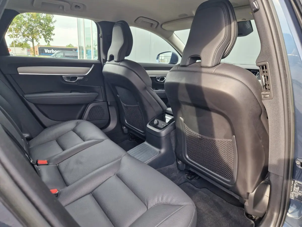 2.0 T6 AWD PHEV 349PK /1e eig /BTW