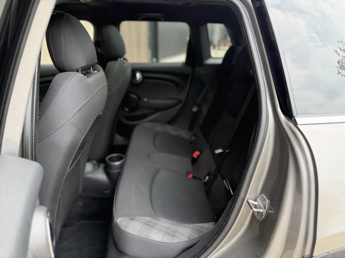 1.5 Cooper Chili Serious Business JCW PAKKET | PANORAMADAK | CAMERA | STOELWERWARMING