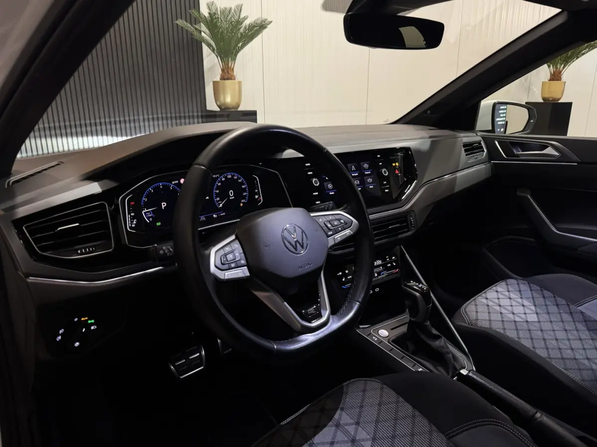 1.0 TSI 3x R-line|PANO|BEATS|IQ|SFEER|KEYLESS|CAMERA|BOMVOL!