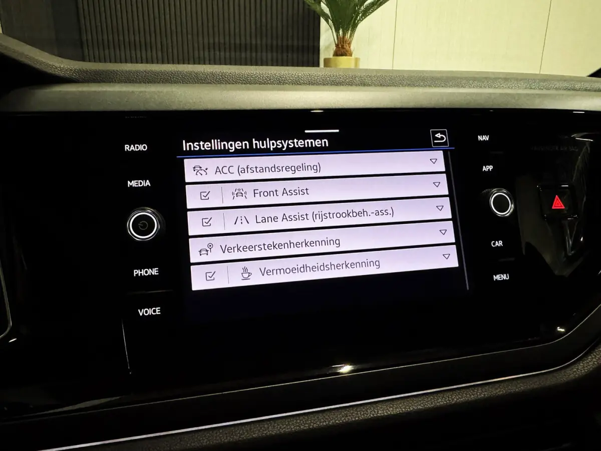 1.0 TSI 3x R-line|PANO|BEATS|IQ|SFEER|KEYLESS|CAMERA|BOMVOL!