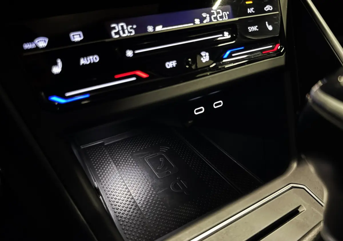 1.0 TSI 3x R-line|PANO|BEATS|IQ|SFEER|KEYLESS|CAMERA|BOMVOL!