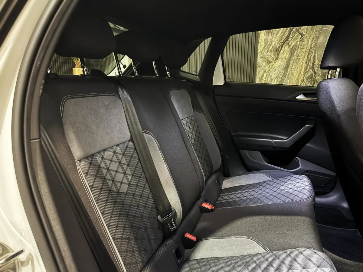 1.0 TSI 3x R-line|PANO|BEATS|IQ|SFEER|KEYLESS|CAMERA|BOMVOL!