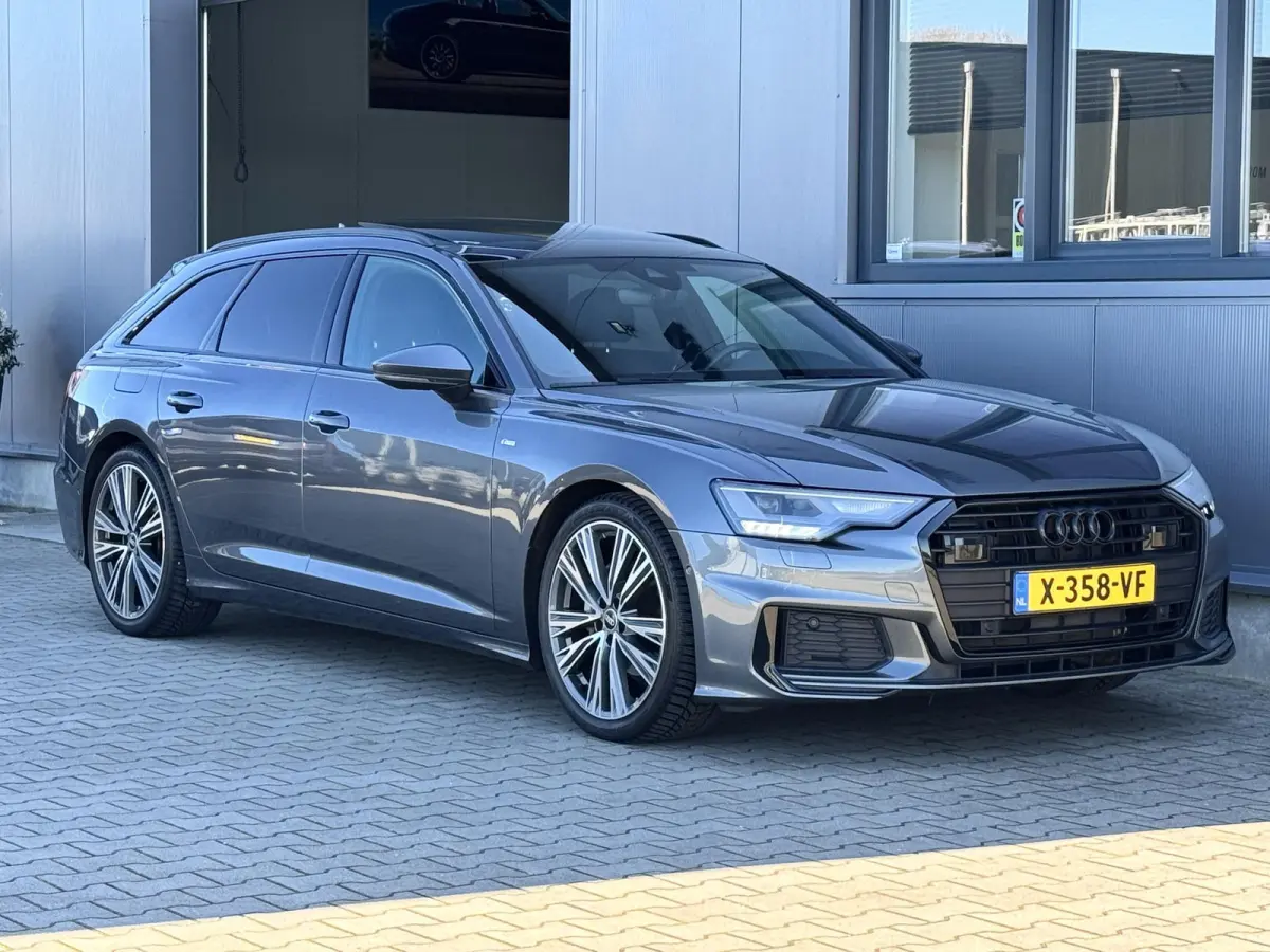40 TDI S Line edition 204 PK | Black optic | ACC | Pano | Apple Carplay