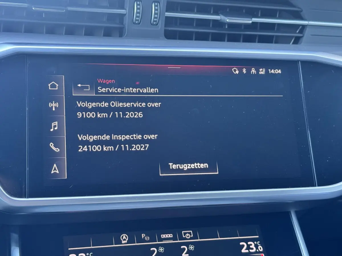 40 TDI S Line edition 204 PK | Black optic | ACC | Pano | Apple Carplay