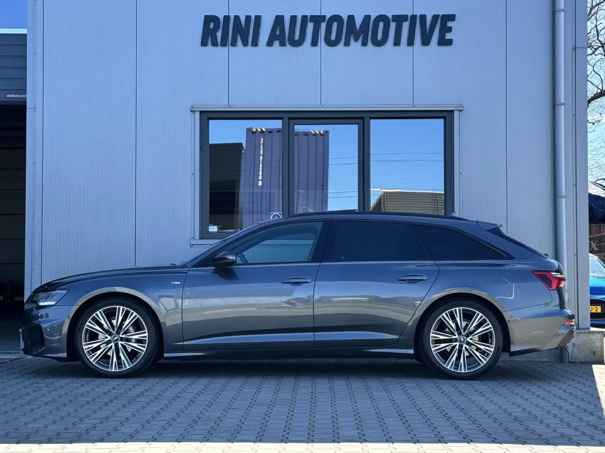 40 TDI S Line edition 204 PK | Black optic | ACC | Pano | Apple Carplay