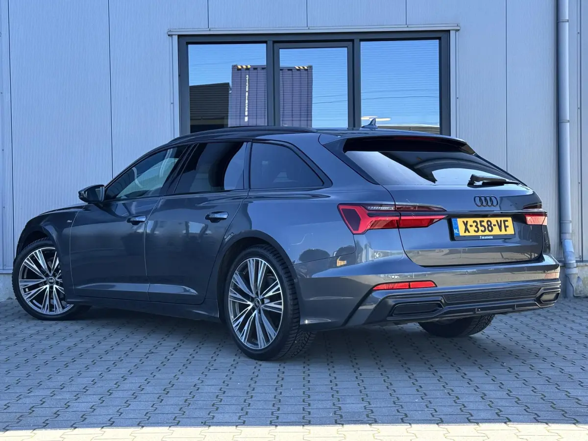 40 TDI S Line edition 204 PK | Black optic | ACC | Pano | Apple Carplay