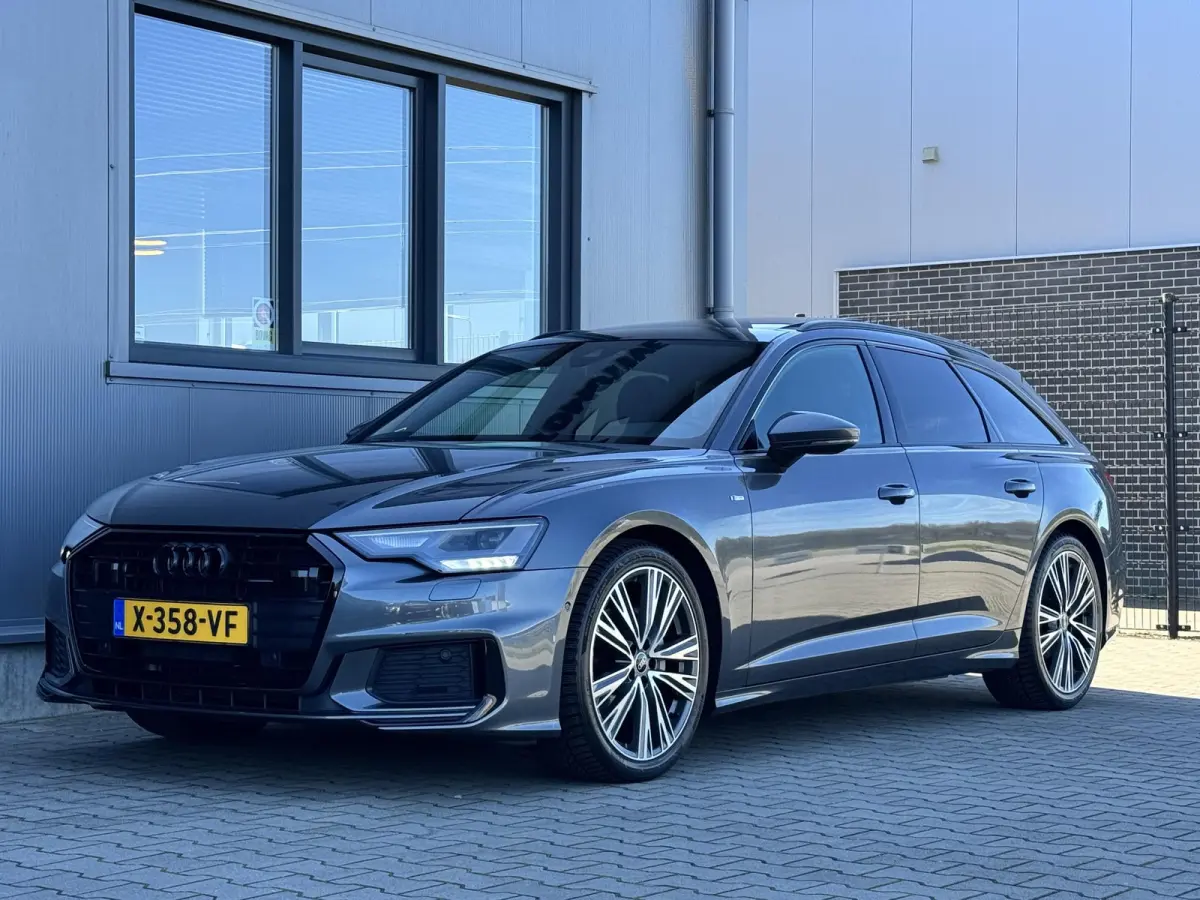 40 TDI S Line edition 204 PK | Black optic | ACC | Pano | Apple Carplay
