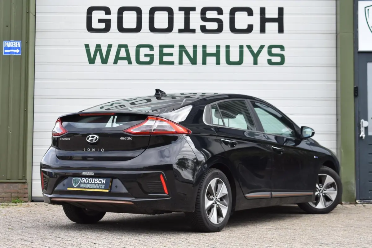 Premium EV | 100% SoH | Schuifdak | Leder | Memory | Infinity |