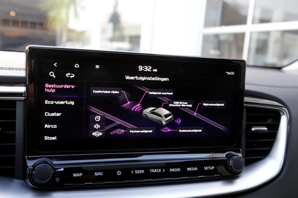1.6 GDI PHEV Platinum*Perfect Onderh*Pano/ACC met stuurhulp/Leder/Stoelverw.V+A/Stuurverw./Stoelkoeling/Memorie/Camera/DAB/LED/Dodehoek/Elek. Klep/Parkeersens.V+A/VOL*