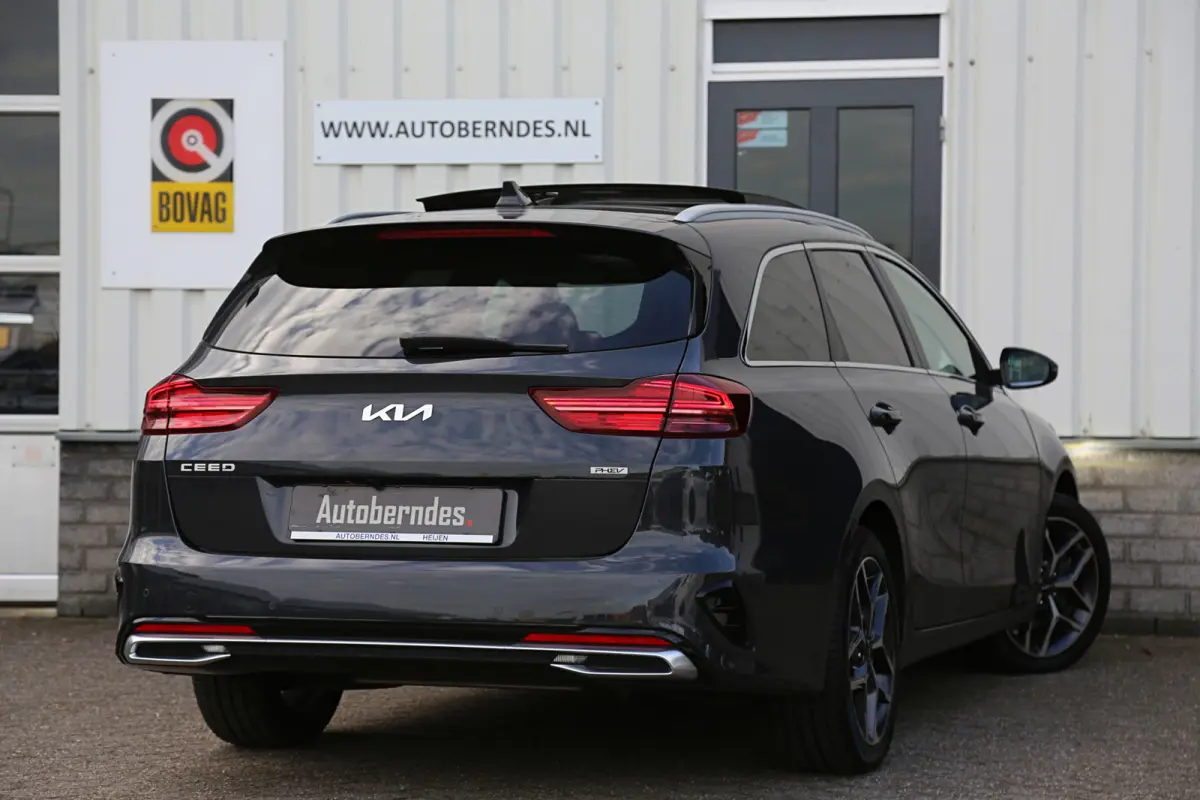 1.6 GDI PHEV Platinum*Perfect Onderh*Pano/ACC met stuurhulp/Leder/Stoelverw.V+A/Stuurverw./Stoelkoeling/Memorie/Camera/DAB/LED/Dodehoek/Elek. Klep/Parkeersens.V+A/VOL*