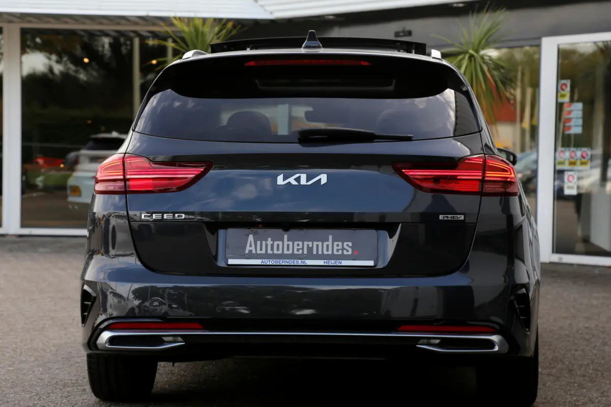 1.6 GDI PHEV Platinum*Perfect Onderh*Pano/ACC met stuurhulp/Leder/Stoelverw.V+A/Stuurverw./Stoelkoeling/Memorie/Camera/DAB/LED/Dodehoek/Elek. Klep/Parkeersens.V+A/VOL*
