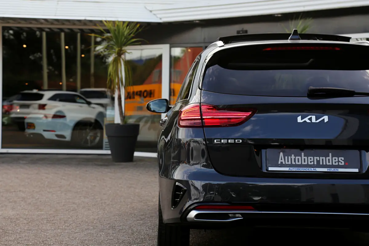 1.6 GDI PHEV Platinum*Perfect Onderh*Pano/ACC met stuurhulp/Leder/Stoelverw.V+A/Stuurverw./Stoelkoeling/Memorie/Camera/DAB/LED/Dodehoek/Elek. Klep/Parkeersens.V+A/VOL*