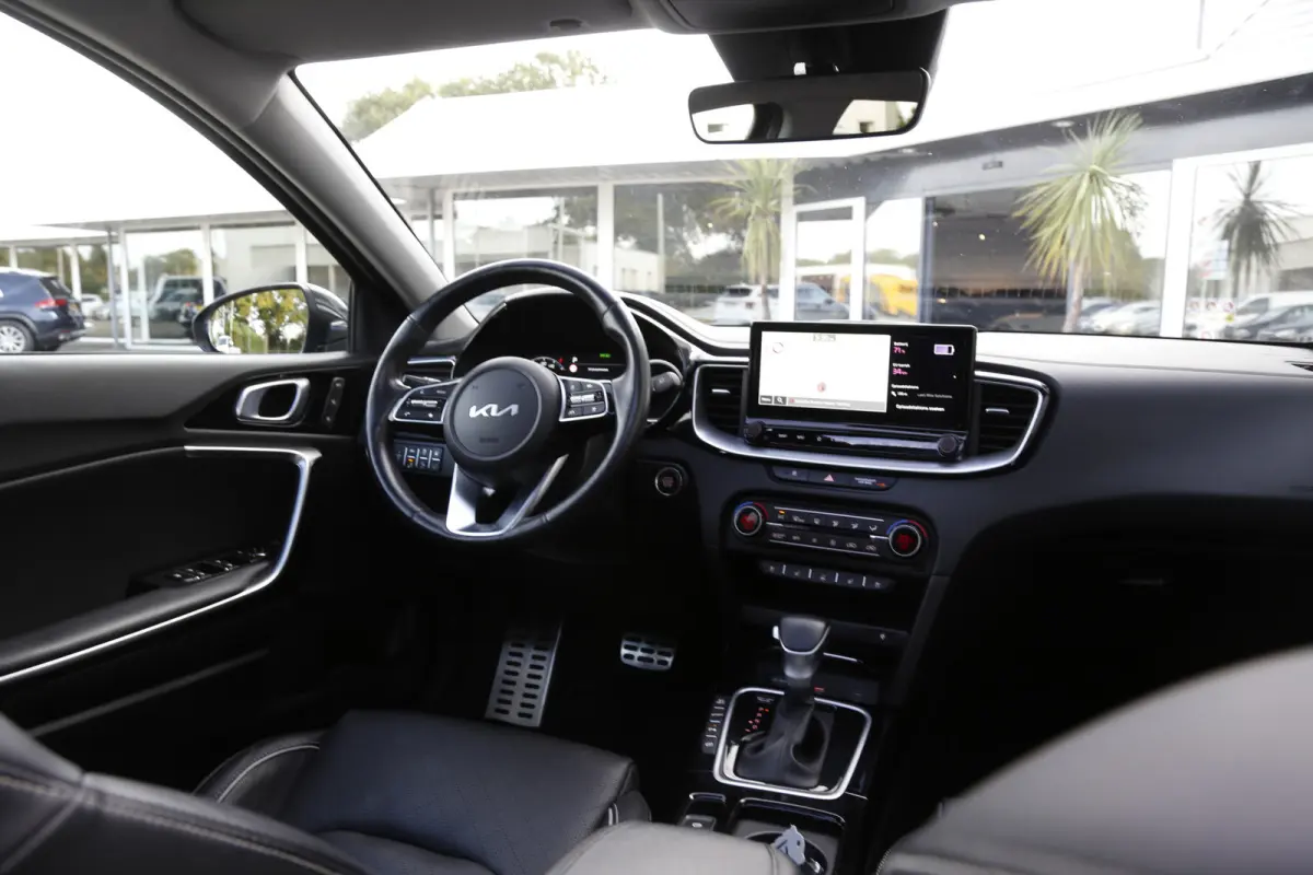 1.6 GDI PHEV Platinum*Perfect Onderh*Pano/ACC met stuurhulp/Leder/Stoelverw.V+A/Stuurverw./Stoelkoeling/Memorie/Camera/DAB/LED/Dodehoek/Elek. Klep/Parkeersens.V+A/VOL*