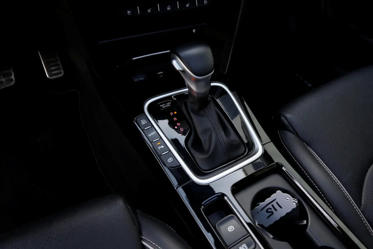 1.6 GDI PHEV Platinum*Perfect Onderh*Pano/ACC met stuurhulp/Leder/Stoelverw.V+A/Stuurverw./Stoelkoeling/Memorie/Camera/DAB/LED/Dodehoek/Elek. Klep/Parkeersens.V+A/VOL*