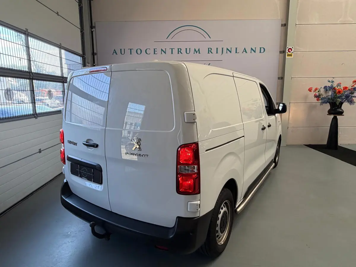 1.5 BlueHDI 120 S&S L2 Navi, Camera, Carplay, Cruise Control, Trekhaak, Euro 6