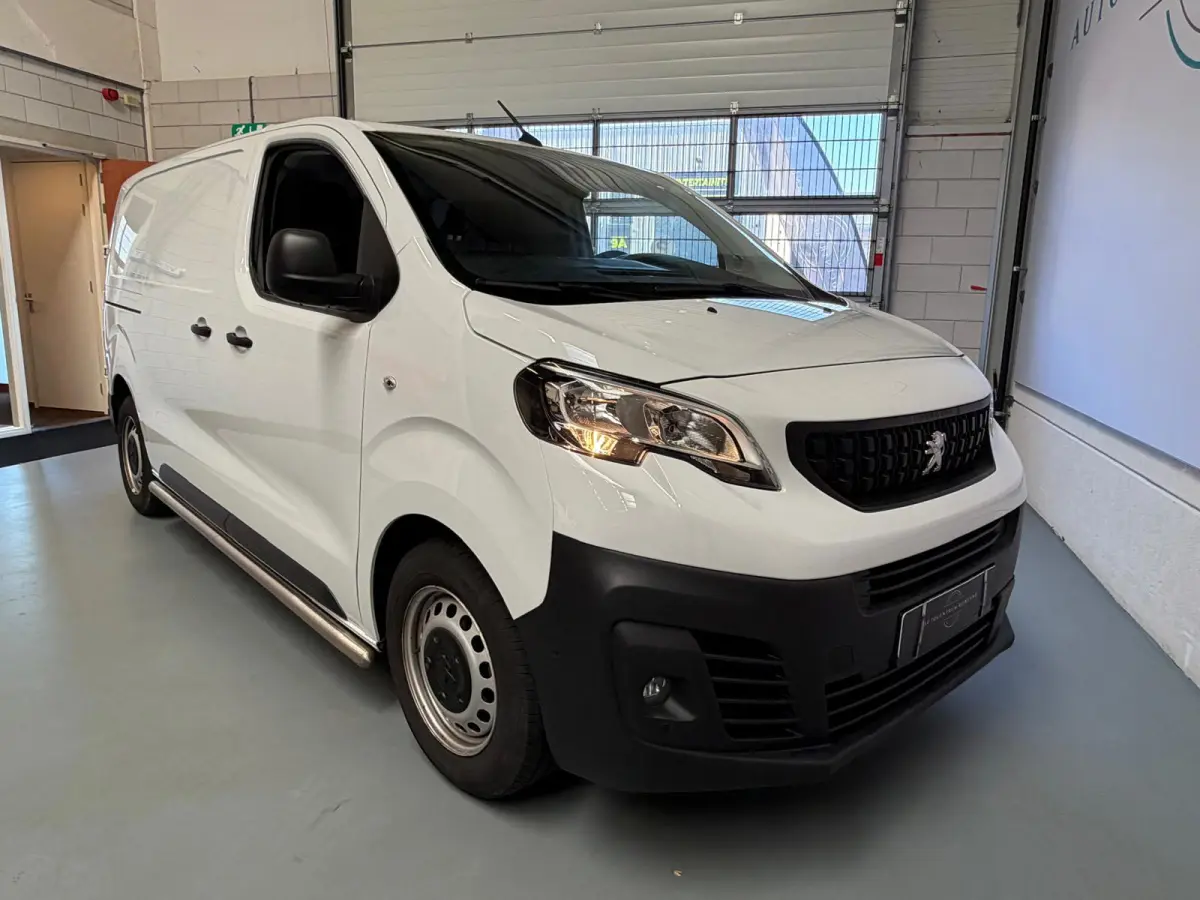 1.5 BlueHDI 120 S&S L2 Navi, Camera, Carplay, Cruise Control, Trekhaak, Euro 6