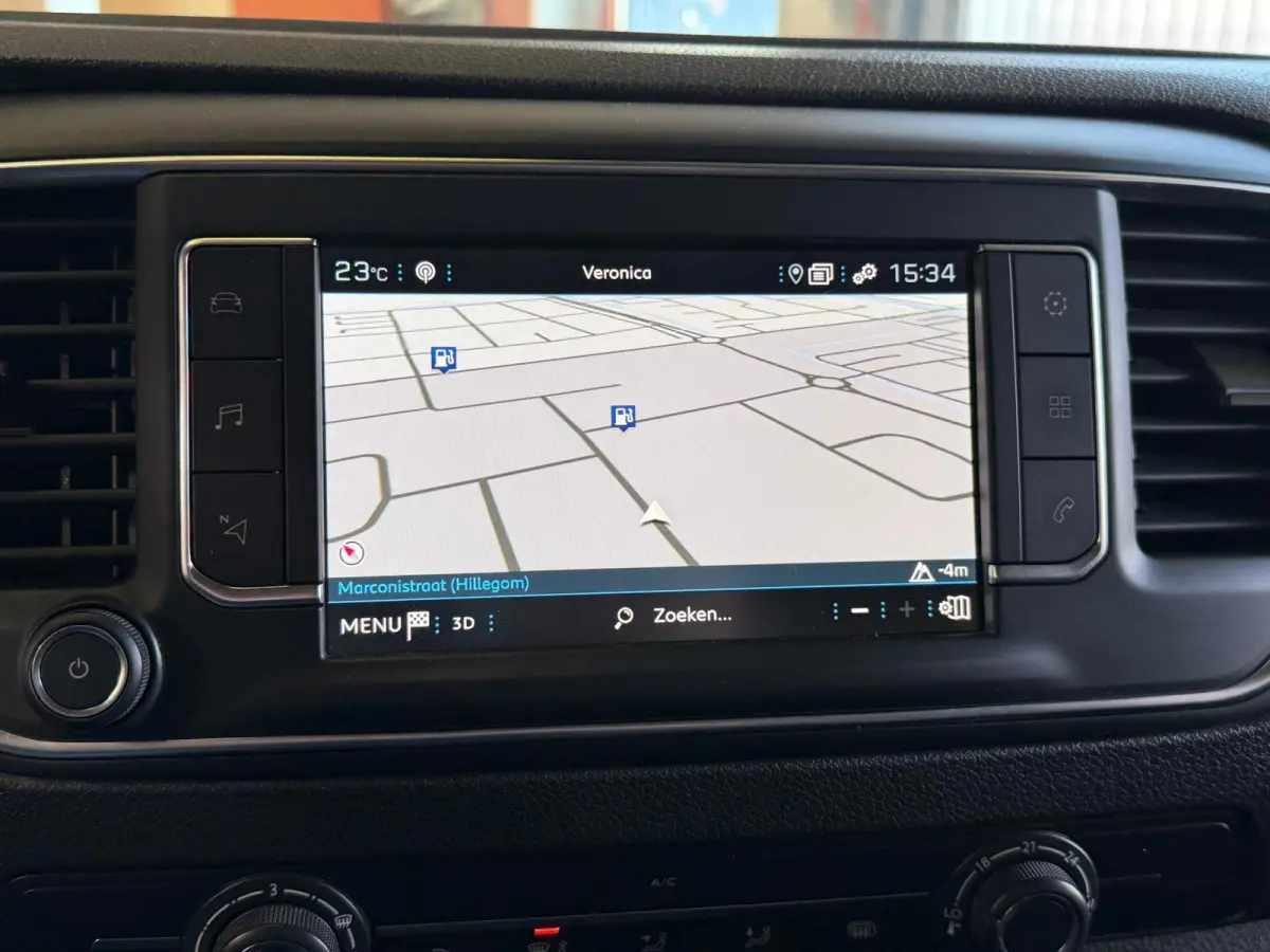 1.5 BlueHDI 120 S&S L2 Navi, Camera, Carplay, Cruise Control, Trekhaak, Euro 6