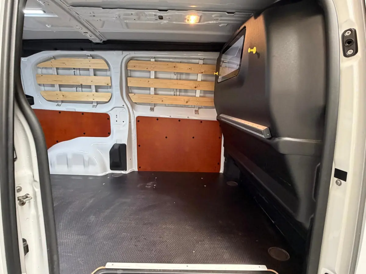 1.5 BlueHDI 120 S&S L2 Navi, Camera, Carplay, Cruise Control, Trekhaak, Euro 6