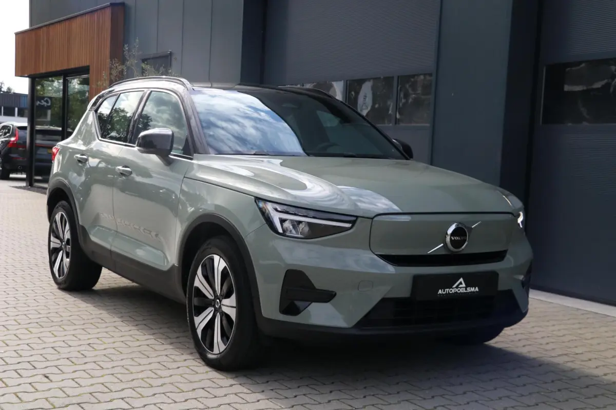 Pro 70kWh AdaptiveCruise Camera Stoel/stuur verwarming TwoTone Sage Green PilotAssist AppleCarplay Uitstraling 74000KM BJ2023