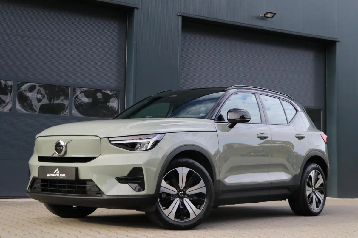 Pro 70kWh AdaptiveCruise Camera Stoel/stuur verwarming TwoTone Sage Green PilotAssist AppleCarplay Uitstraling 74000KM BJ2023