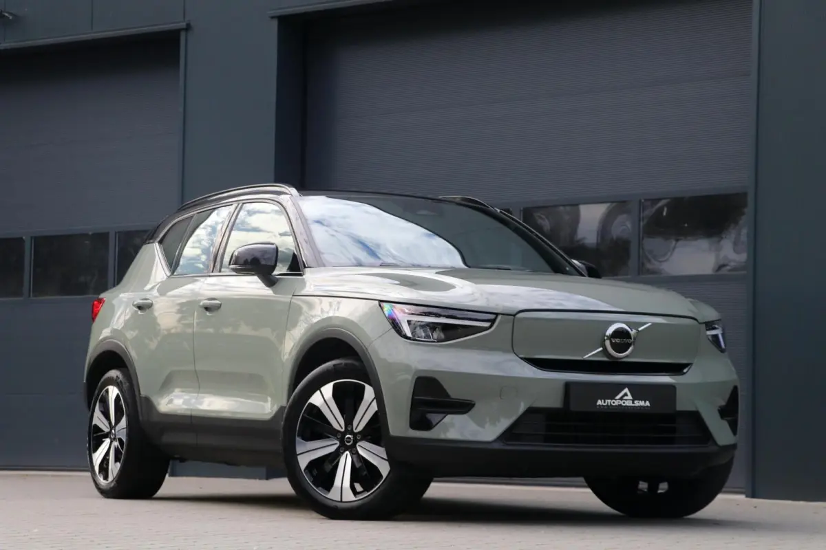 Pro 70kWh AdaptiveCruise Camera Stoel/stuur verwarming TwoTone Sage Green PilotAssist AppleCarplay Uitstraling 74000KM BJ2023