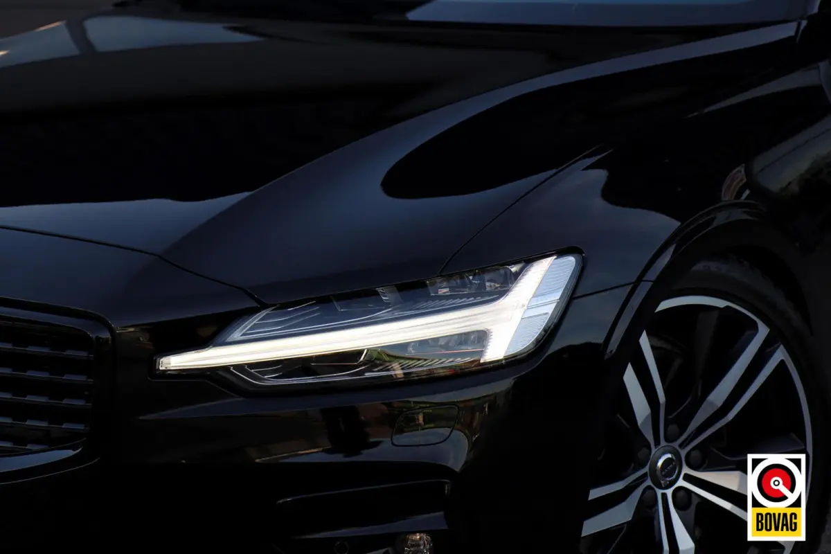 2.0 T5 R-Design |LED|PANO|HARMAN-KARDON|CAMERA|MEMORY|TREKHAAK