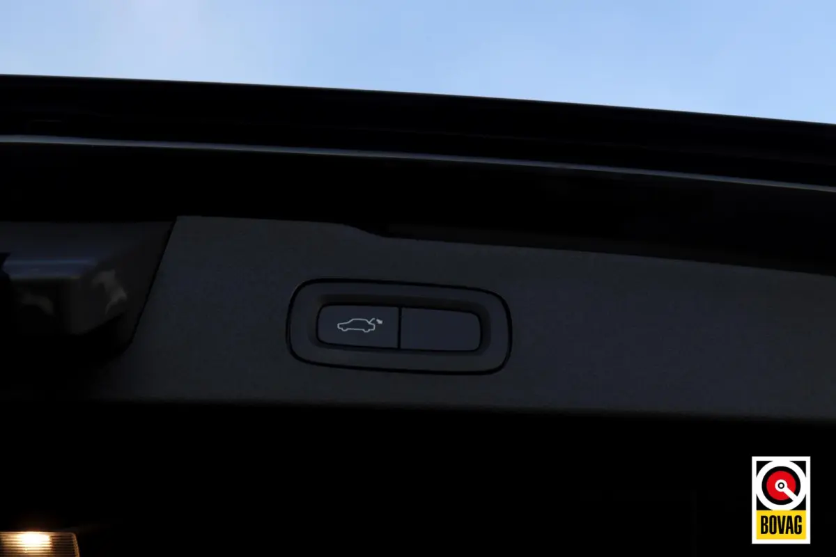 2.0 T5 R-Design |LED|PANO|HARMAN-KARDON|CAMERA|MEMORY|TREKHAAK