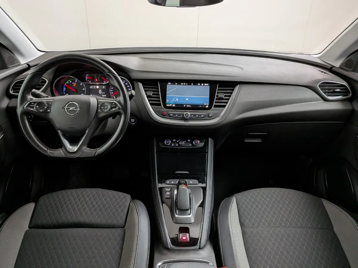 1.6 Turbo Hybrid Elegance