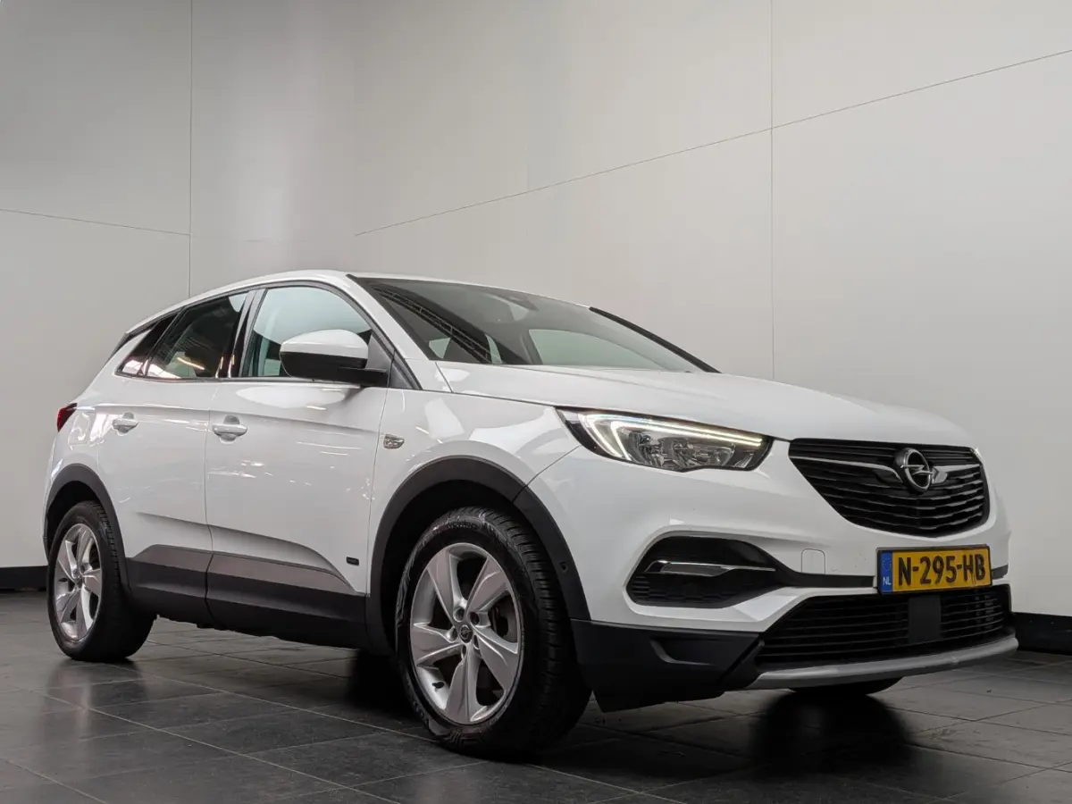 1.6 Turbo Hybrid Elegance
