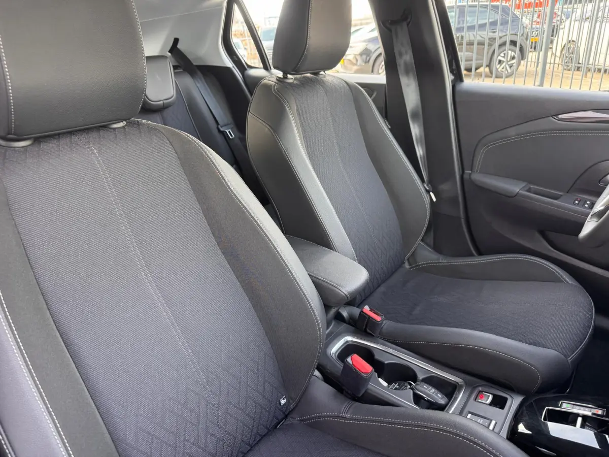 Electric 50 kWh | SOH 97% | Apple Carplay / Android auto | Airco | Cruise | LMV | DAB |