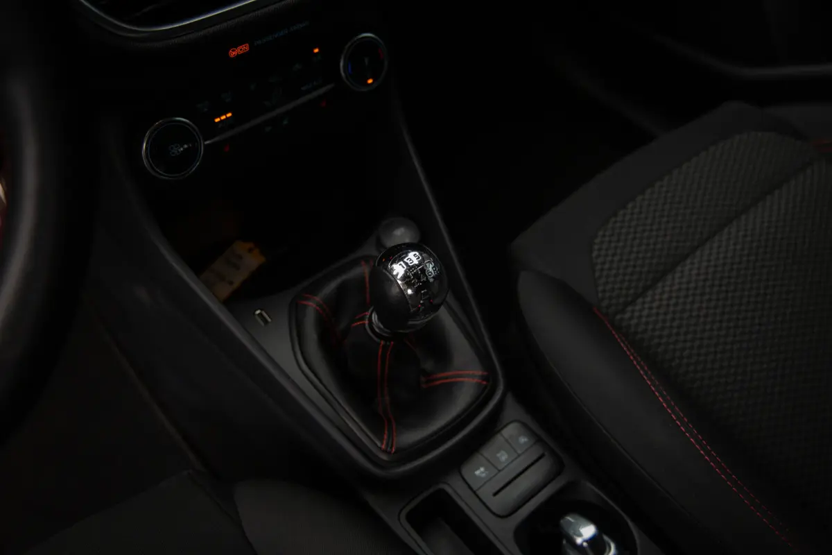 1.0 EcoBoost ST-Line , Apple CarPlay, Stuur/stoelverwarming, Cruise control, Navigatie,