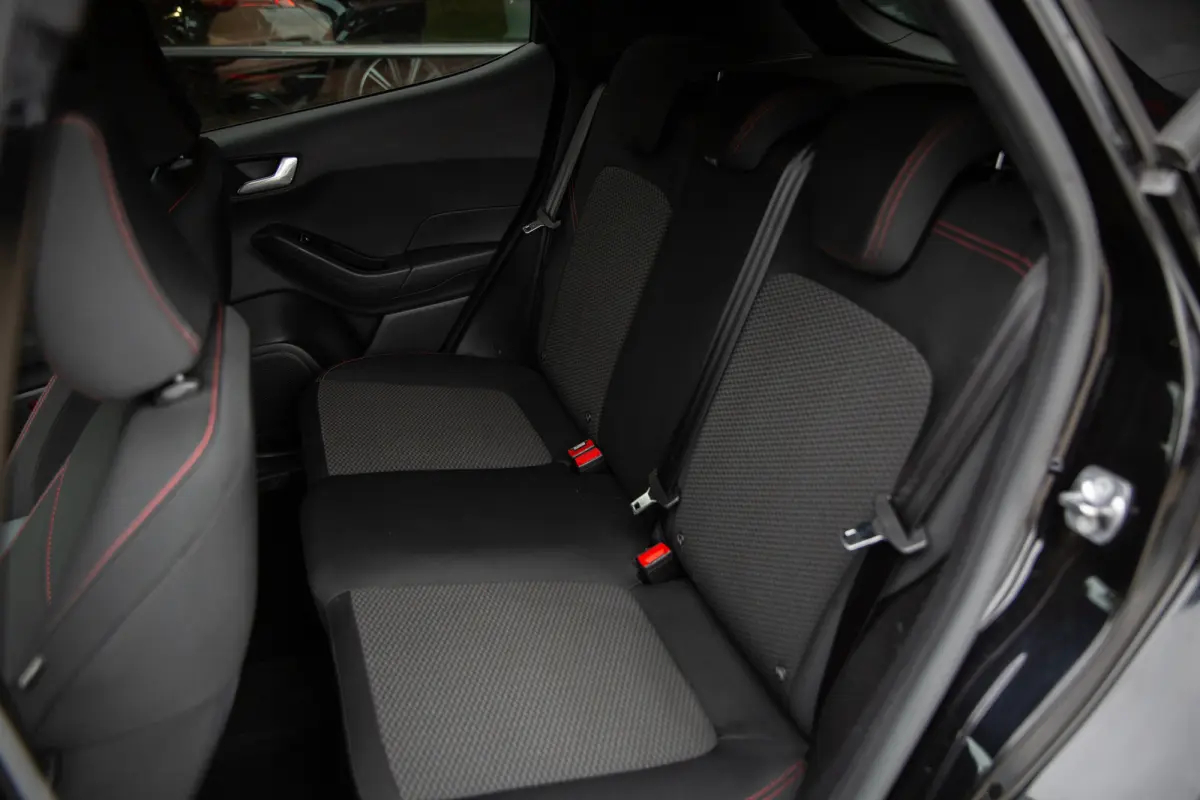 1.0 EcoBoost ST-Line , Apple CarPlay, Stuur/stoelverwarming, Cruise control, Navigatie,