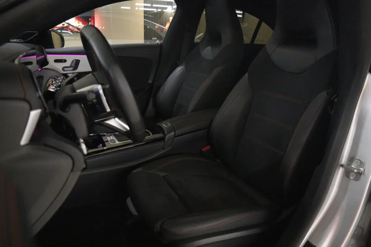 250 e AMG Line NAP/PANO/CARPLAY/HUD/ACC/BURM/KEYLESS/VOL