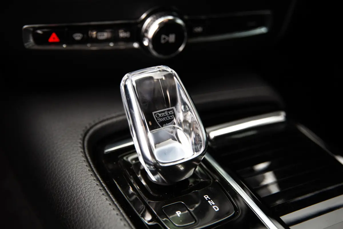 2.0 T8 Recharge AWD R-Design , Trekhaak, Cruise control, Achterstoelen verwarmd,