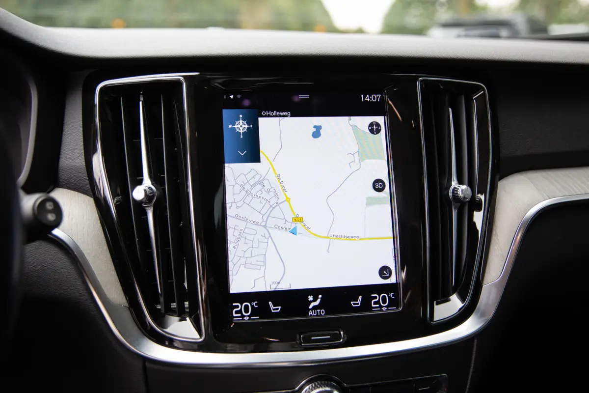 2.0 T8 Recharge AWD R-Design , Trekhaak, Cruise control, Achterstoelen verwarmd,
