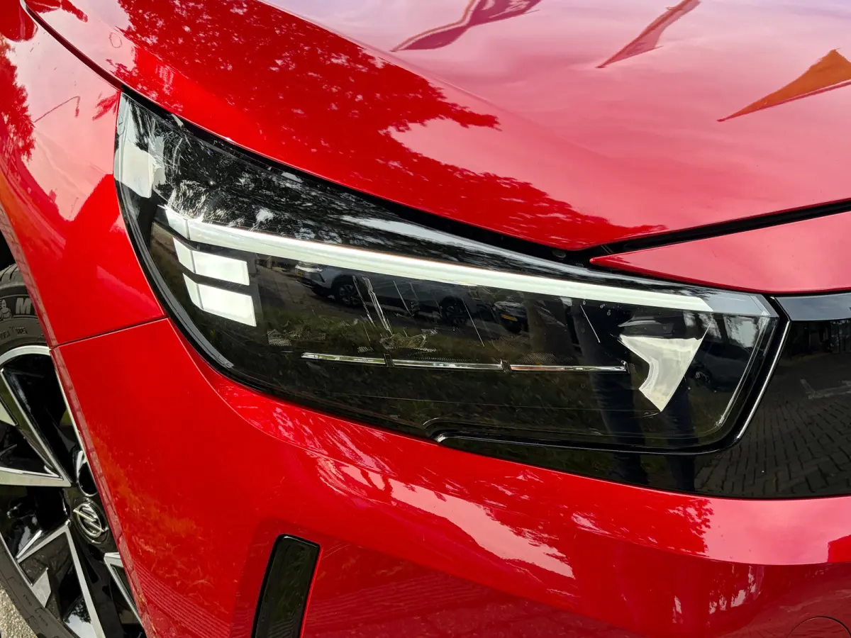1.2 Turbo 100 PK Yes | 2+6 JAAR GARANTIE| STUUR EN STOELVERWARMING| PARKEERSENSOREN ACHTER| APPLE CARPLAY/ANDROID AUTO| FULL LED| BROEKHUIS GELEVERD| EERSTE EIGENAAR|