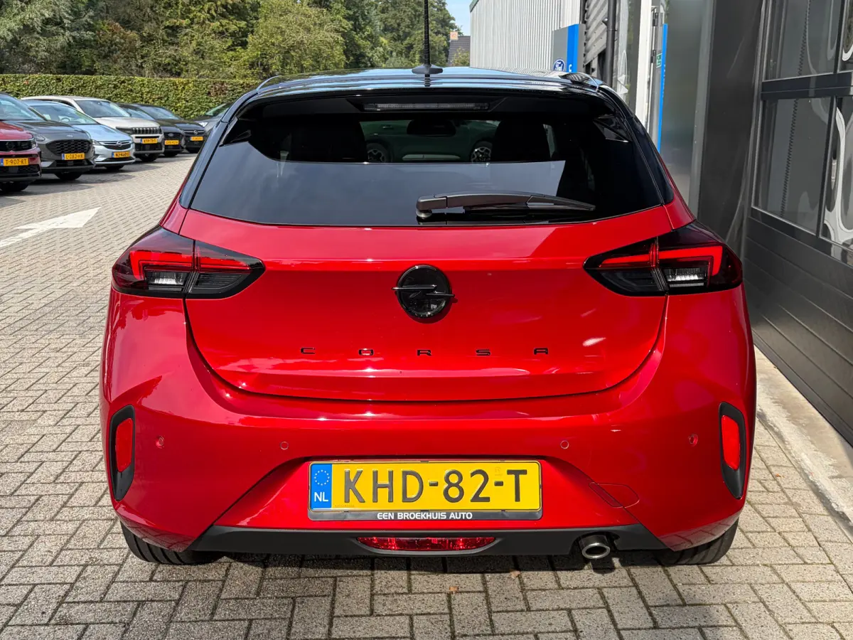 1.2 Turbo 100 PK Yes | 2+6 JAAR GARANTIE| STUUR EN STOELVERWARMING| PARKEERSENSOREN ACHTER| APPLE CARPLAY/ANDROID AUTO| FULL LED| BROEKHUIS GELEVERD| EERSTE EIGENAAR|